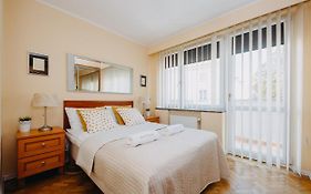 Shortstaypoland Warecka
